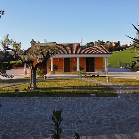 B&B Agrifoglio SantʼElpidio a Mare Exteriör bild