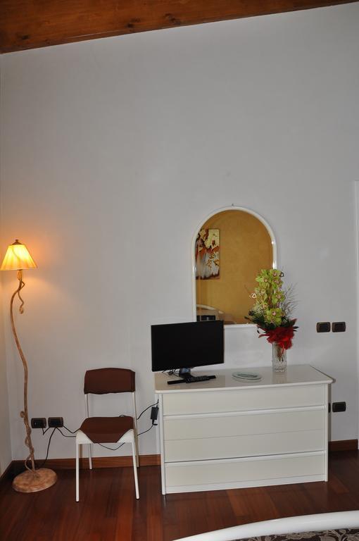 B&B Agrifoglio SantʼElpidio a Mare Exteriör bild